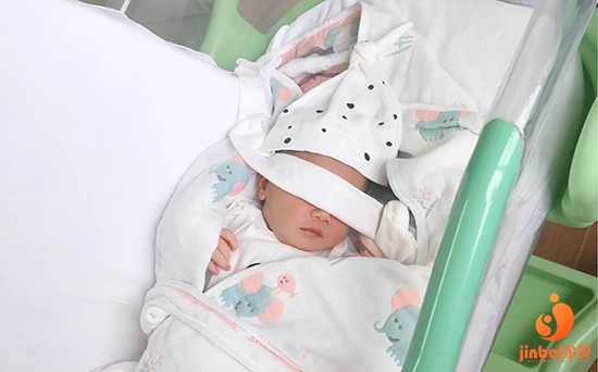 吉林金贝供卵医院,【金贝供卵分享经验】小石榴已经12个月了，出生在吉林长春
